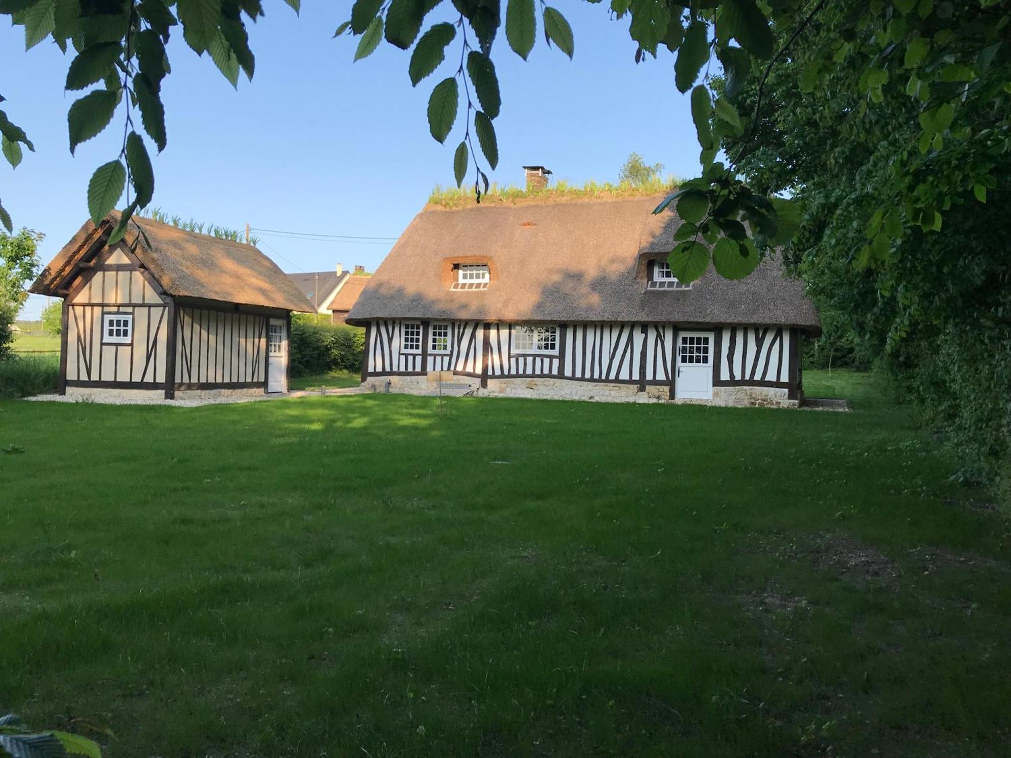 La Gloriette Gite Situe Dans La Propriete Dun Magnifique Manoir Vatteville Екстериор снимка
