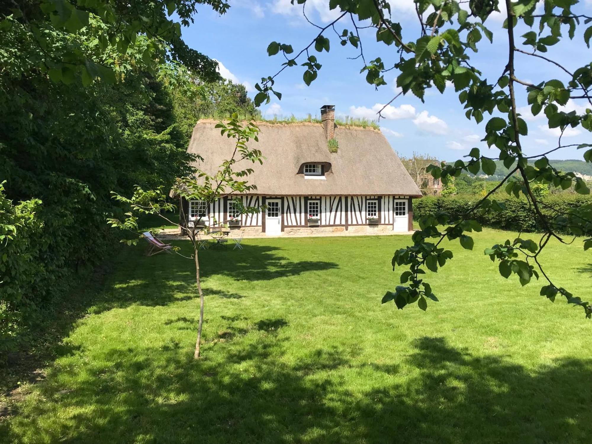 La Gloriette Gite Situe Dans La Propriete Dun Magnifique Manoir Vatteville Екстериор снимка